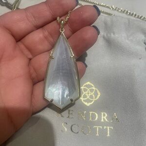 Kendra Scott Iridescent Pendant Necklace